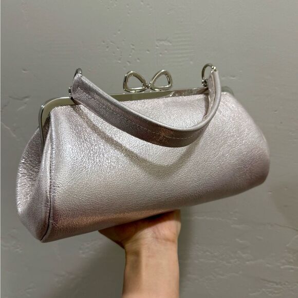 Metallic Pink Cowhide Leather Bowknot Shaped Kisslock Baguette Bag & Multi Use - Picture 11 of 16